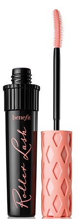 Beauty News, Benefit, Roller Lash, Hook ’n’ Roll, มาสคาร่า, ดัดขนตา, โค้ง, งอน, สวย, เด้ง, มาสคาร่าใหม่, ออกใหม่, ตัวล่าสุด, ดี, น่าสนใจ, น่าลอง, สีดำสนิท, ขนตาเด้ง, ขนตาสั้น, ขนตาทิ่งลง, แปรงขนตาหัวเล็ก, เรียว, ใช้ได้ดี