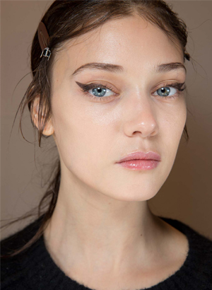 Make up, Runway, Milan fashion week, Ready-to-wear, SS 2015, แต่งหน้า, รันเวย์, เทรนด์, สปริง, ซัมเมอร์, 2015, Trend, นางแบบ, backstage, เครื่องสำอาง, ใหม่, ฮิต, Prada