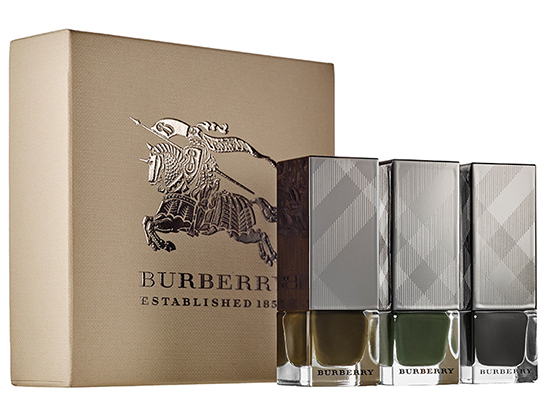 Beauty News, Burberry Beauty, เครื่องสำอาง, คอลเลคชั่นใหม่, ล่าสุด, ออกใหม่, ราคา,​ fall 2015, เบอร์เบอร์รี่, แต่งหน้า, สีเขียว, อายแชโดว์, น้ำยาทาเล็บ, ลิปกลอส, ลิปบาล์ม, พาเลท, แต่งตา, ทหาร, สีเขียวทหาร