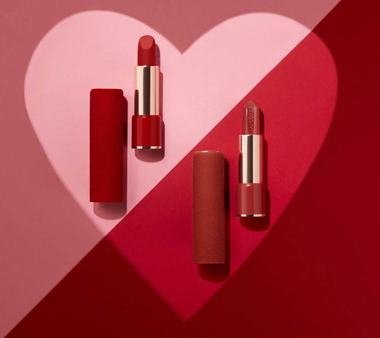 Beauty Items, เมคอัพ, เครื่องสำอาง, คอลเลคชั่นวาเลนไทน์, Valentine's day 2020, เครื่องสำอางน่ารัก, เครื่องสำอางสีชมพู, เครื่องสำอางลายหัวใจ, Limited Edition, คอลเลคชั่นพิเศษ, Lancôme L’Absolu Rouge Valentine’s Day Edition, Charlotte Tilbury Collagen Plumping Lipgloss, Yves Saint Laurent Rouge Pur Couture Valentine’s Day Edition, Colourpop All That Eyeshadow Palette, Natasha Denona Love Eyeshadow Palette, Hourglass Confession Refillable Lipstick Set, Jill Stuart Galentine’s Party Eyeshadow Palette, Etude House Hershey’s Play Color Eye Mini, Viseart Paris Edit Eyeshadow Palette, Essie Valentine’s Day Collection