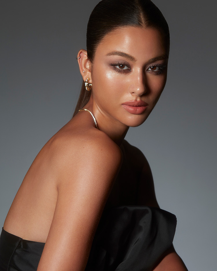 Beauty News, LYN Beauty, LYN,​ ลิน, ลิน บิวตี้, เมคอัพไอเทม, เครื่องสำอาง, แบรนด์ไทย, วีแกน, Vegan, แบรนด์ใหม่, ออกใหม่, แป้ง, รองพื้น, อายแชโดว์, ลิปสติก, ลิปกลอส, อายไลเนอร์, มาสคาร่า, ดินสอเขียนคิ้ว, เจลแต่งคิ้ว, น้ำหอม