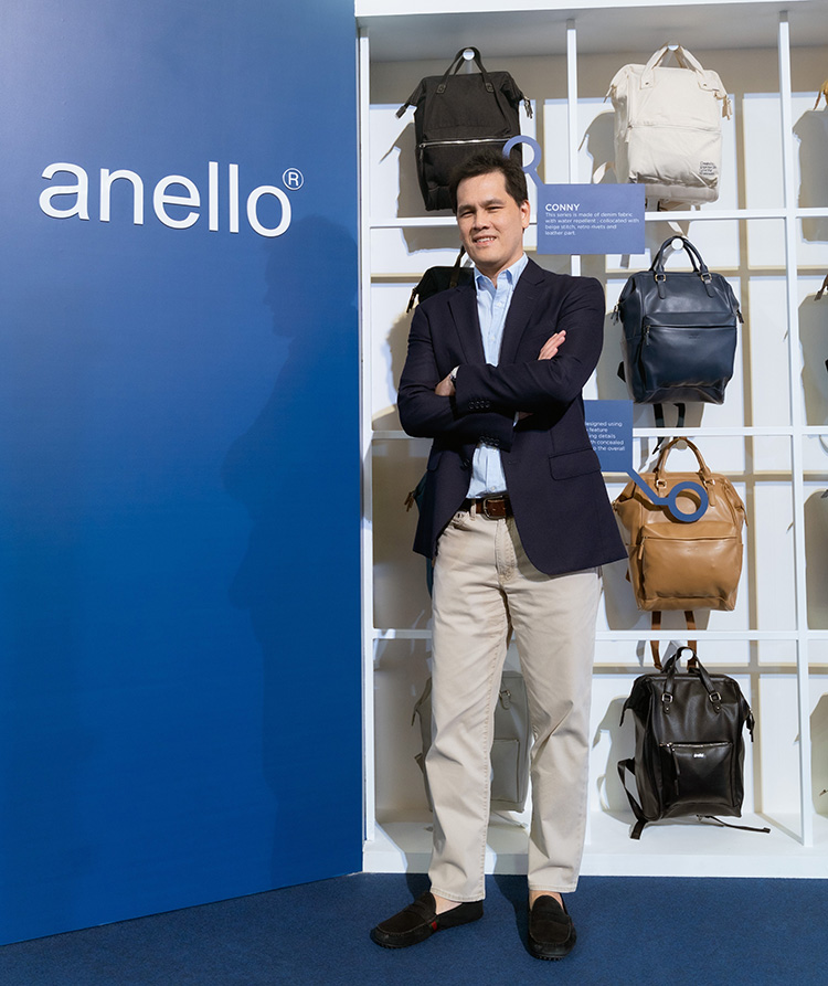 Fashion News, anello, วอร์ วนรัตน์, วนรัตน์ รัศมีรัตน์, แบรนด์แอมบาสเดอร์, คนแรกของไทย, กระเป๋า, คอลเลคชั่นใหม่, คอลเลคชั่นพิเศษ, anello x WarWanarat, anello WARnabe your bag