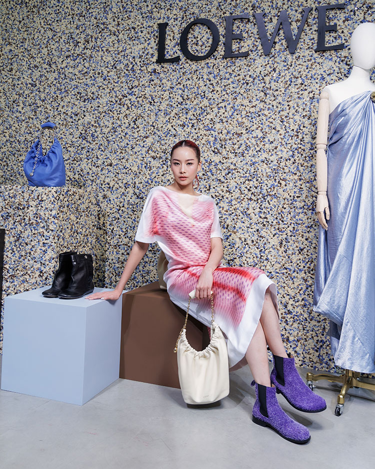 Fashion News, LOEWE, โลเอเว่, คอลเลคชั่นใหม่, FALL/WINTER 2023, ฤดูใบไม้ร่วง-ฤดูหนาว 2023, ต้าเหนิง กัญญาวีร์, เจเจ กฤษณภูมิ, เต้ย จรินทร์พร, พีช พชร, แพท ชญานิษฐ์, ภูวิน ภูวินทร์