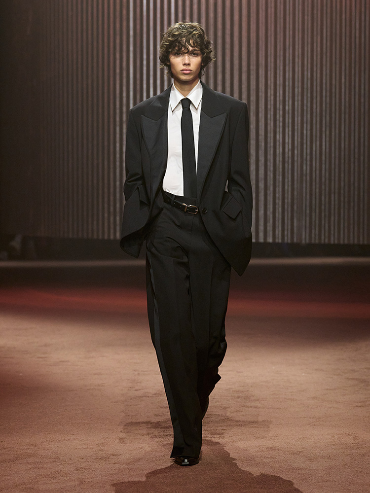 Fashion News, COS, AUTUMN/WINTER 2023, New York Fashion Week, แฟชั่นโชว์, คอลเลคชั่นใหม่, โบ เมลดา, อาเล็ก-ธีรเดช, ตุลย์-ภากร 