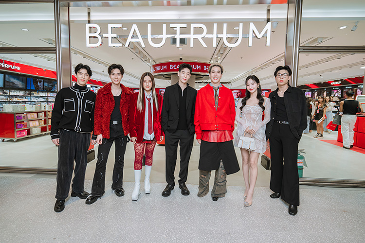 Beauty News, BEAUTRIUM, บิวเทรี่ยม, เซ็นทรัลเวิร์ลด์, centralwOrld, ที่ตั้ง, สาขาใหม่, ร้านใหม่, ช็อปใหม่, เปิดแล้ว, ชั้น 2, เครื่องสำอาง, สกินแคร์, K-Beauty, แบรนด์เกาหลี, แบรนด์ไทย, แบรนด์ต่างประเทศ, คอนเซ็ปต์ใหม่, ร้านสวย, อินเตอร์