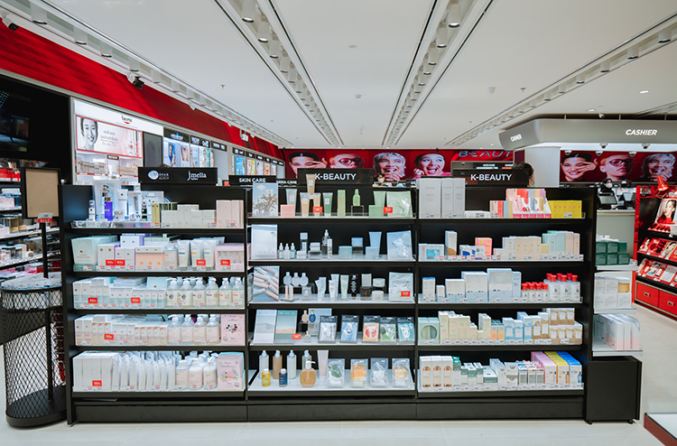 Beauty News, BEAUTRIUM, บิวเทรี่ยม, เซ็นทรัลเวิร์ลด์, centralwOrld, ที่ตั้ง, สาขาใหม่, ร้านใหม่, ช็อปใหม่, เปิดแล้ว, ชั้น 2, เครื่องสำอาง, สกินแคร์, K-Beauty, แบรนด์เกาหลี, แบรนด์ไทย, แบรนด์ต่างประเทศ, คอนเซ็ปต์ใหม่, ร้านสวย, อินเตอร์