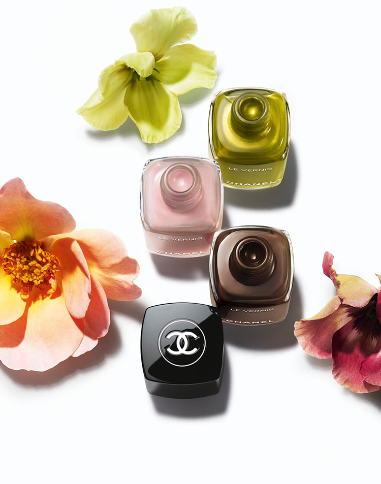 Beauty News, CHANEL, Makeup, เมคอัพ, คอลเลคชั่นใหม่, Summer 2024, ออกใหม่, บลัช, ไฮไลท์, อายแชโดว์สติ๊ก, น้ำยาทาเล็บ, สีใหม่, เฉดสี, สดใส, ซัมเมอร์